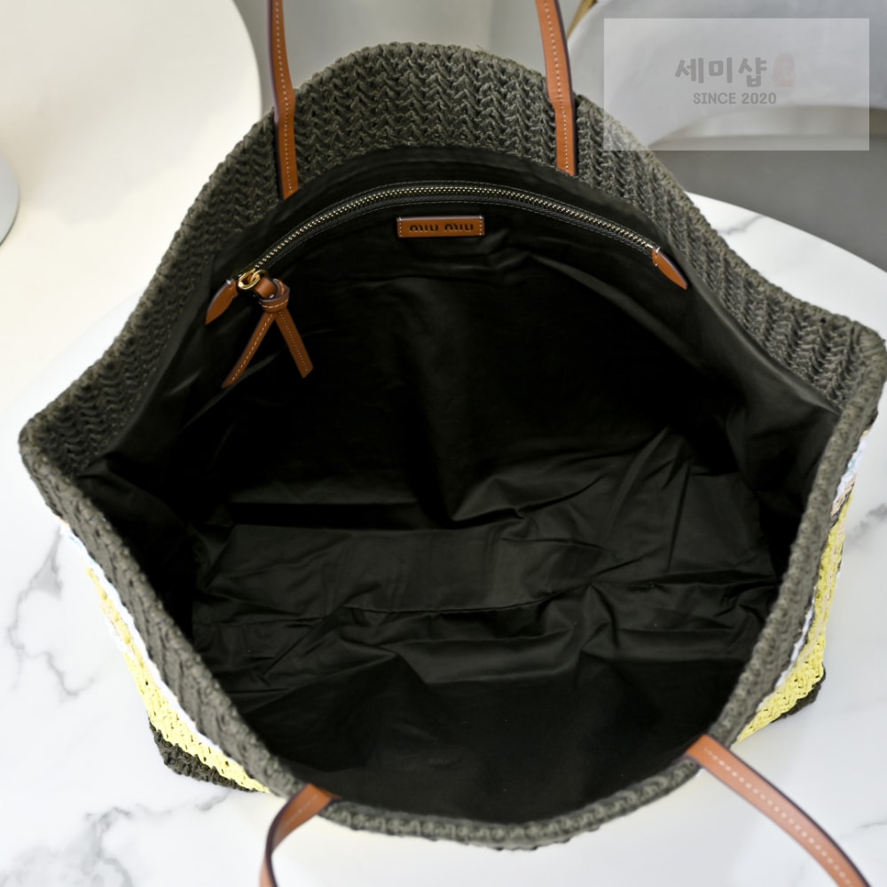 Miu Miu Miu Miu Raffia Woven Tote Bag 8번 이미지