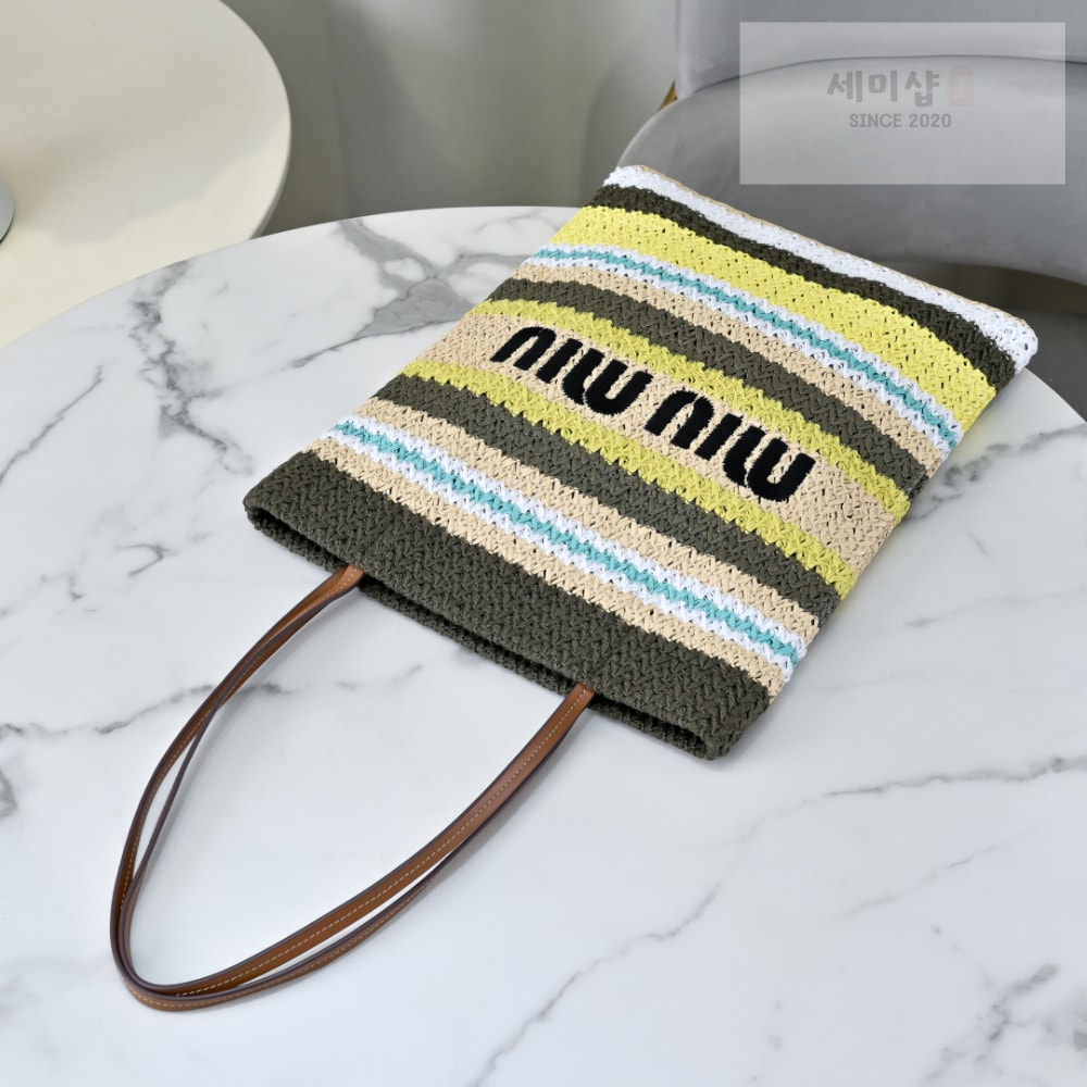 Miu Miu Miu Miu Raffia Woven Tote Bag 5번 이미지