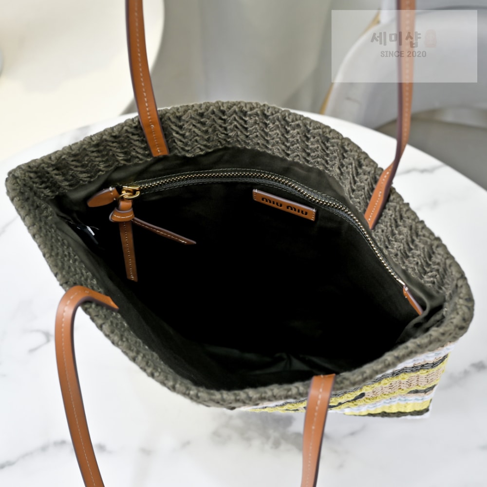 Miu Miu Miu Miu Raffia Woven Tote Bag 7번 이미지