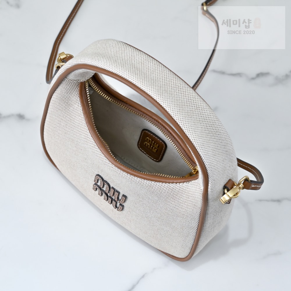 Miu Miu Miu Miu Wander Canvas And Leather Bag 7번 이미지