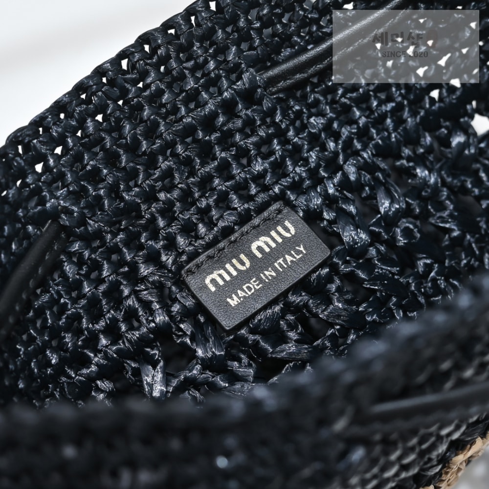 Miu Miu Miu Miu Woven Fabric Mini Bag 24번 이미지
