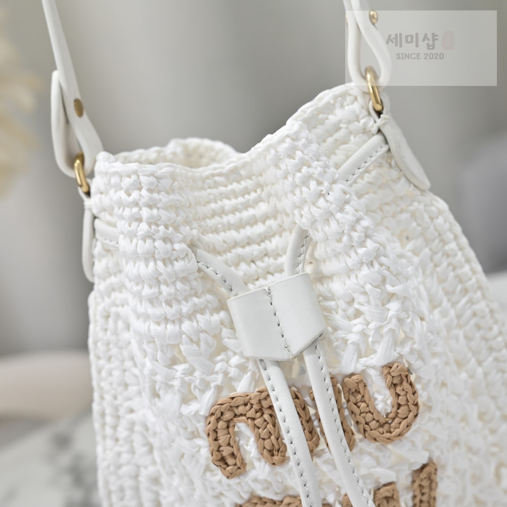 Miu Miu Miu Miu Woven Fabric Mini Bag 37번 이미지