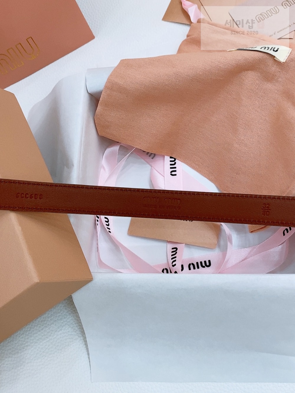 Miu Miu Miu Miu 5 벨트 19번 이미지