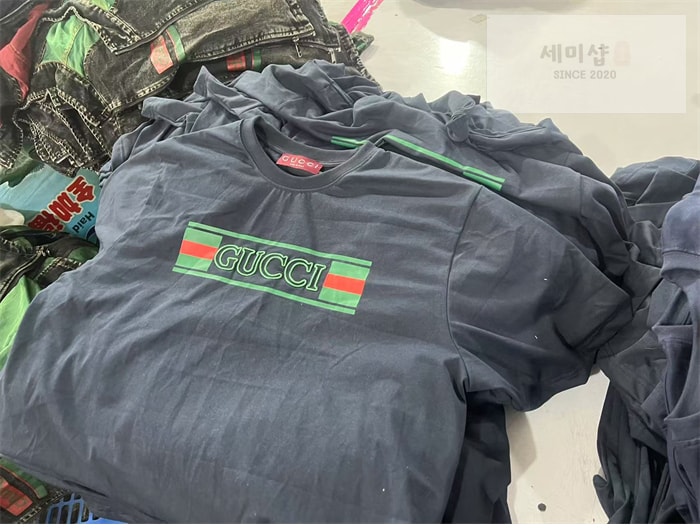 Gucci 구찌 웹배너 프린트 코튼 저지 티셔츠 의류 22번 이미지