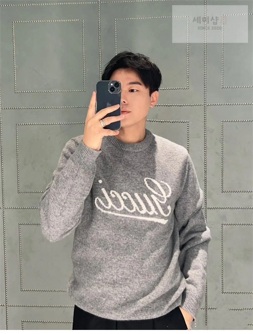 Gucci 구찌 인타르시아 로고 울 스웨터 의류 4번 이미지