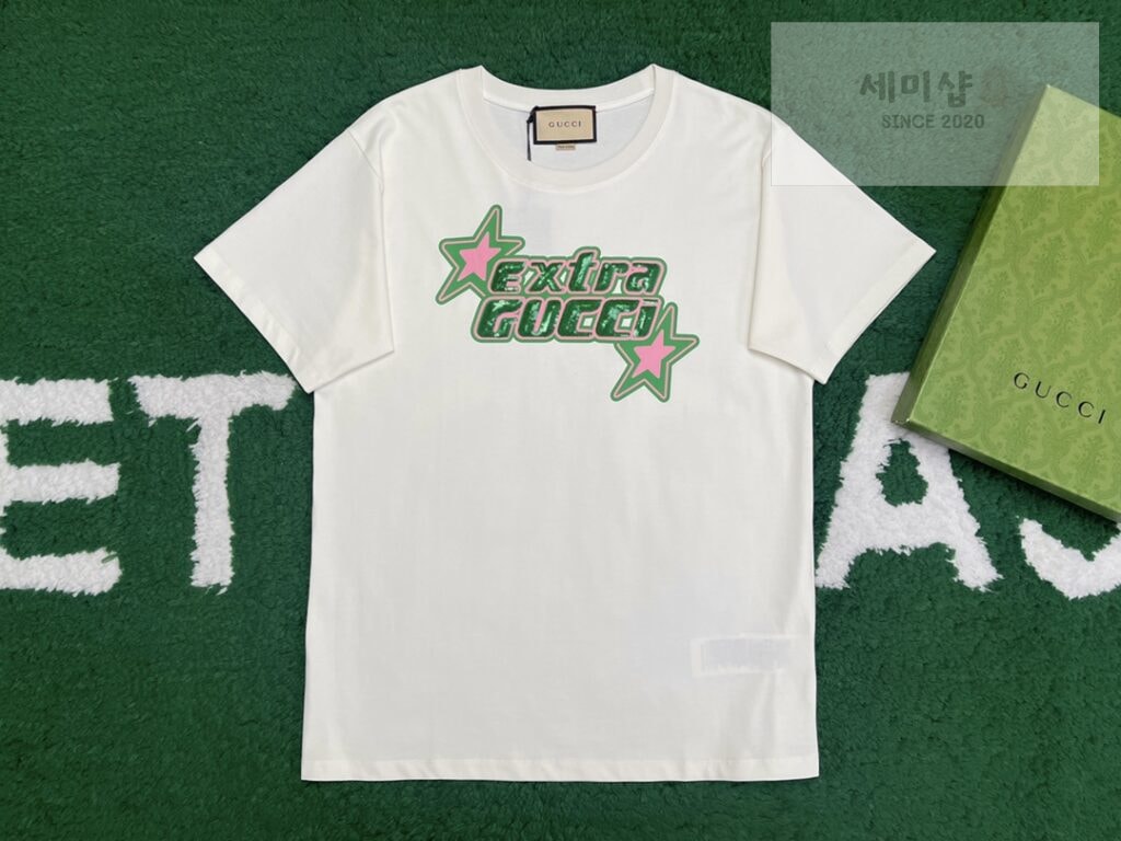 Gucci 구찌 24SS 엑스트라 구찌 프린트 반팔 티셔츠 “2COLOR” WHITE 의류 3번 이미지