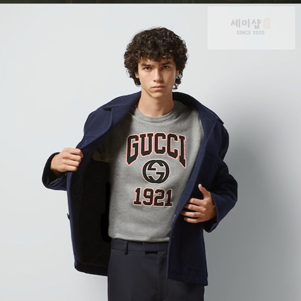 Gucci 구찌 24 SS GG 칼리지 프린트 반팔 그레이 의류 2번 이미지