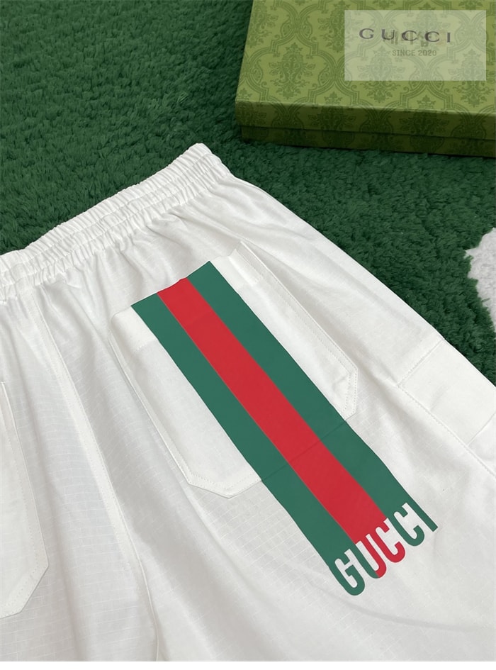 Gucci 구찌 Web 버뮤다 카고 숏 팬츠 의류 9번 이미지