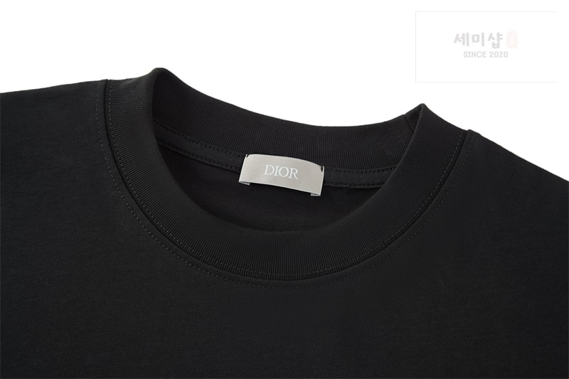 디올 디올 마운틴 1947 자수 패치 코튼 저지 티셔츠 블랙 의류 1번 이미지