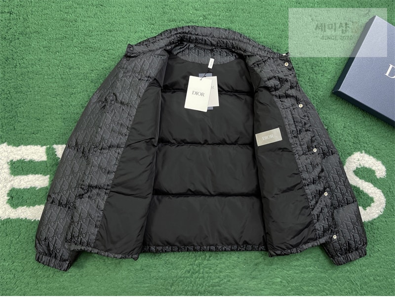 디올 디올 오블리크 다운 자켓(레어) 의류 1번 이미지
