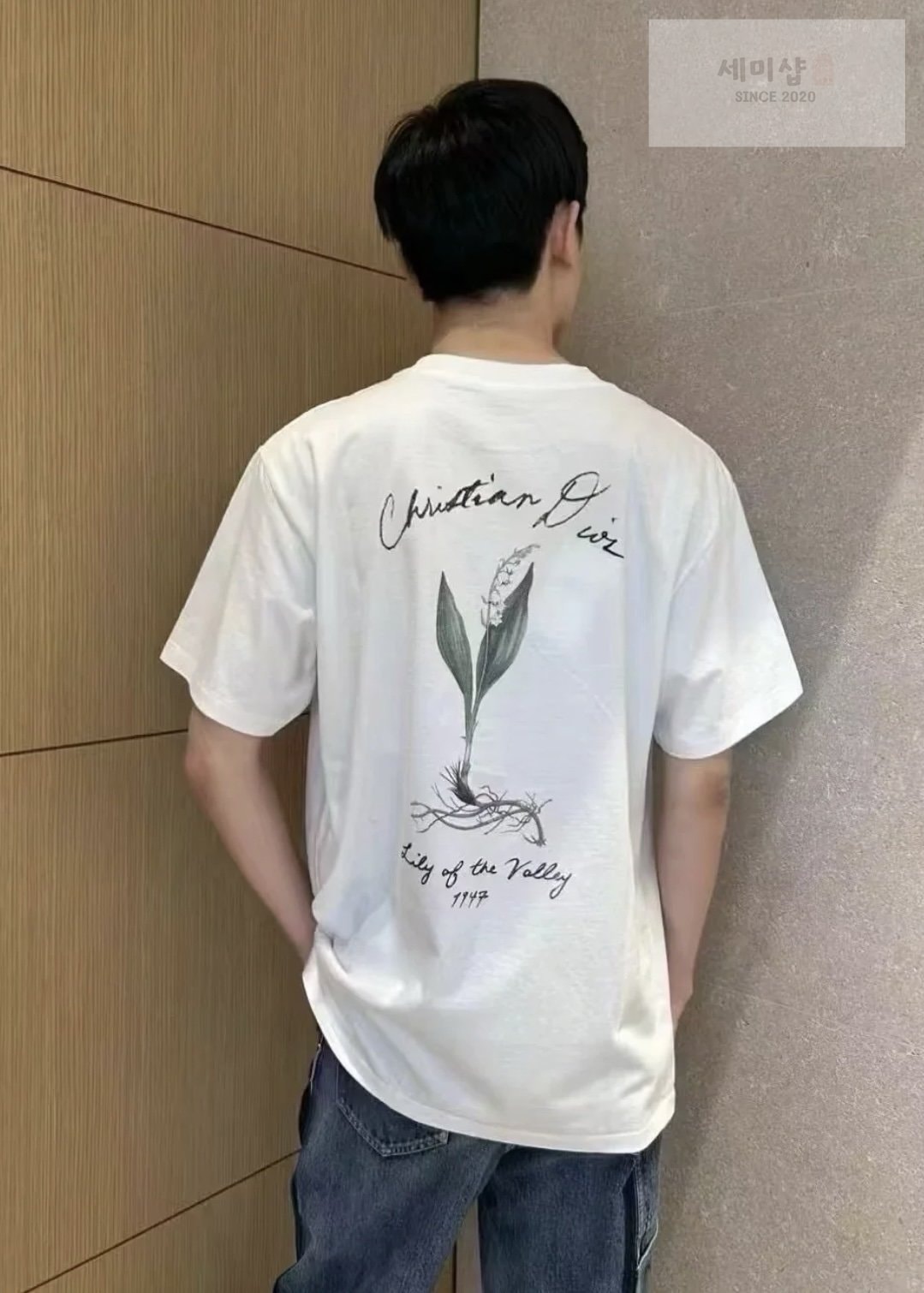D I O R 디올 핸드라이팅 은방울꽃 캐주얼 핏 반팔 티셔츠 의류 4번 이미지