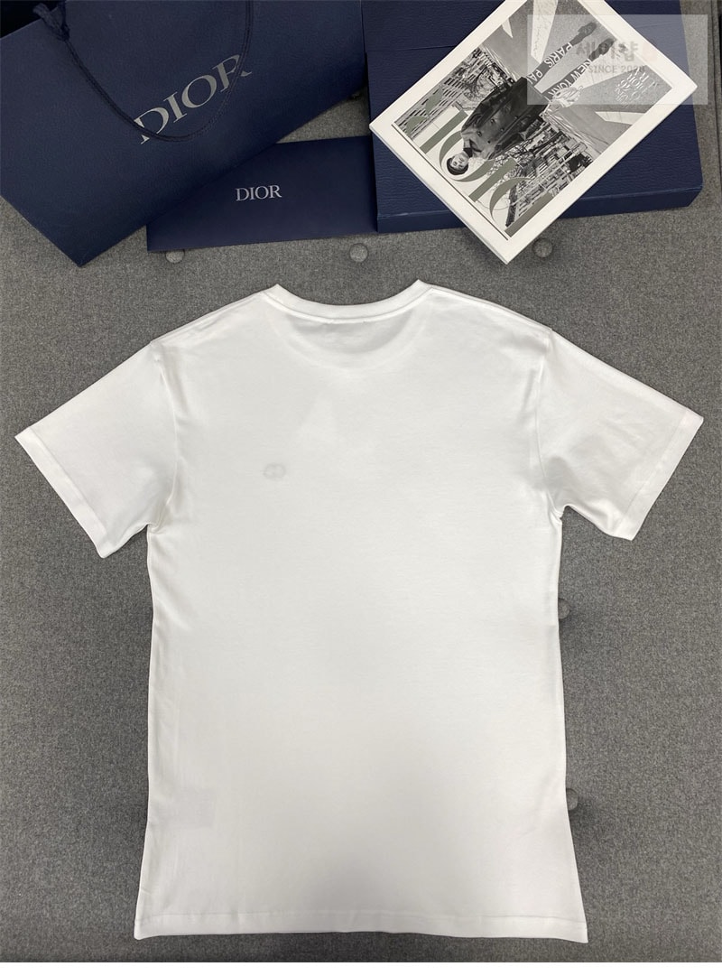 D I O R 디올 CD 아이콘 피티드 실루엣 반팔 티셔츠 의류 9번 이미지