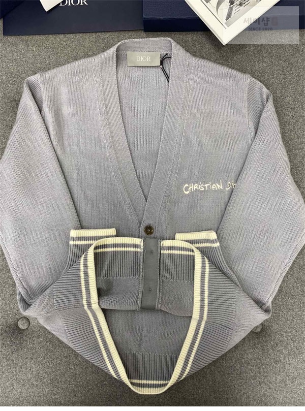 D I O R 디올 Couture 꾸뛰르 오버사이즈 니트 가디건 의류 22번 이미지