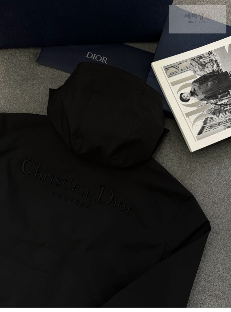 디올 디올 Couture 꾸뛰르 테크니컬 패브릭 후드 자켓 레플리카 20번 이미지 - 의류 | 세미샵 레플리카 사이트