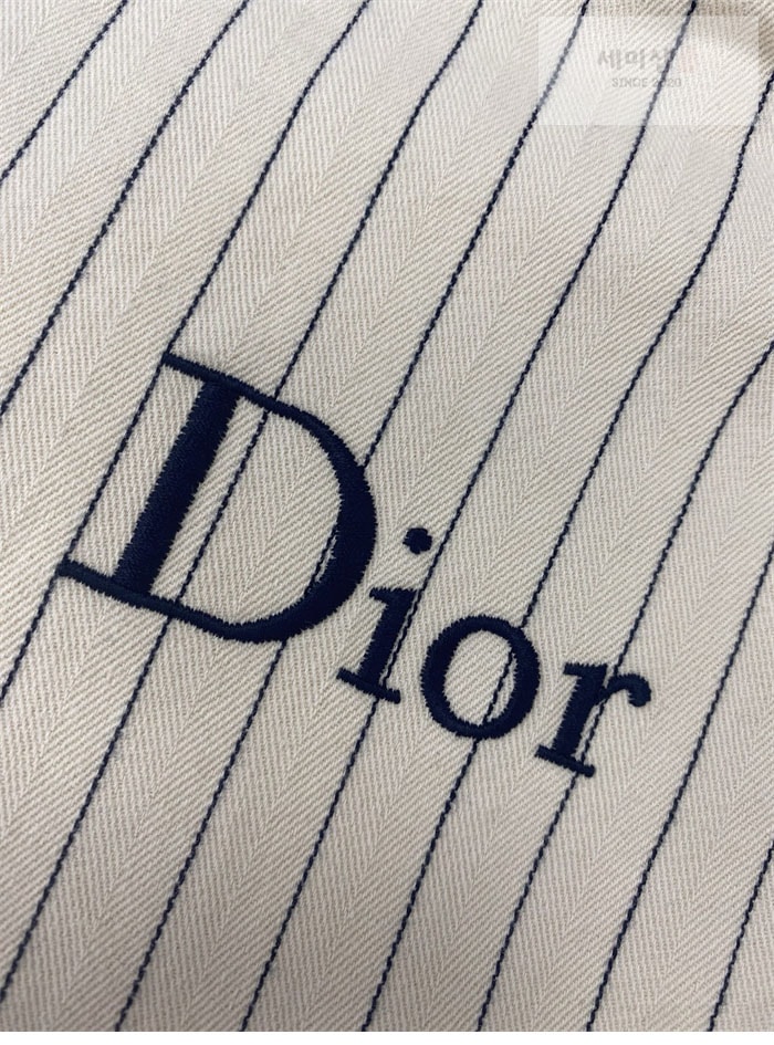 D I O R 디올 Couture 꾸뛰르 핀스트라이프 오버셔츠 의류 15번 이미지
