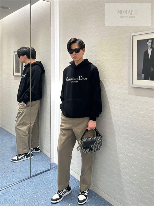 D I O R 디올 Couture 라인드 스웨트셔츠 후드 레플리카 15번 이미지 - 의류 | 세미샵 레플리카 사이트