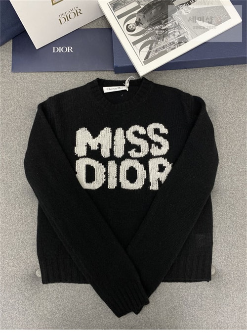 D I O R 디올 Miss Dior Graffiti 모티프 캐시미어 실크 스웨터 3컬러 의류 3번 이미지