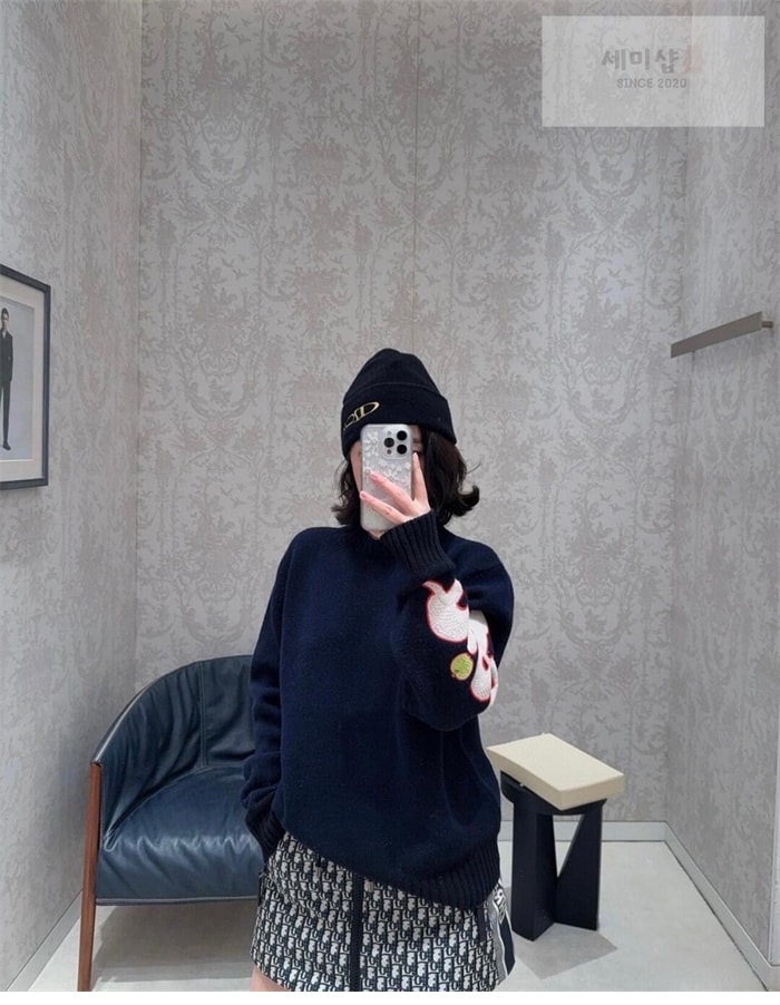 D I O R 디올 x 카우스 하우스 로고 울 스웨터 의류 3번 이미지