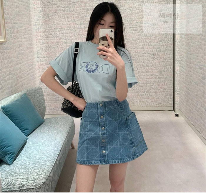 D I O R 디올 x 힐튼 넬 캐주얼 반팔 티셔츠 의류 21번 이미지