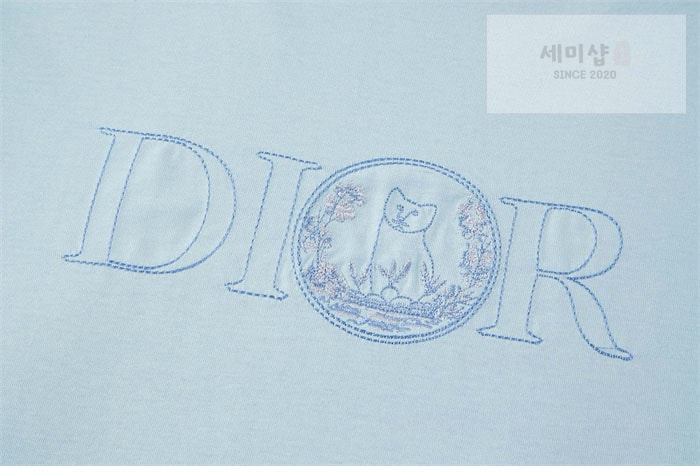 D I O R 디올 x 힐튼 넬 캐주얼 반팔 티셔츠 의류 8번 이미지