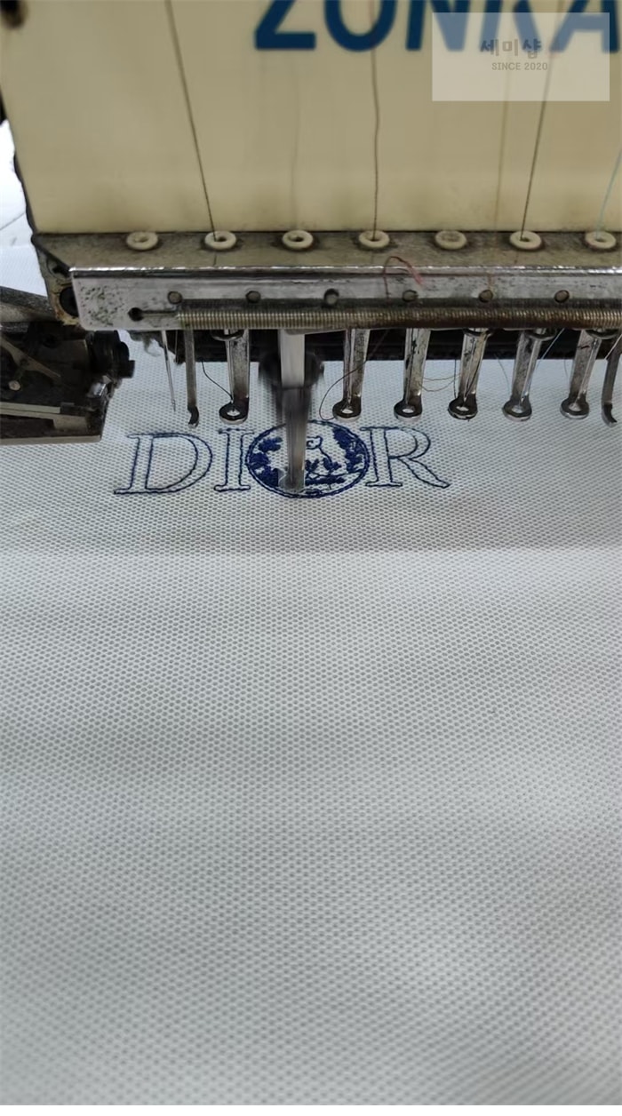 D I O R 디올 x 힐튼 넬 폴로 셔츠 의류 14번 이미지