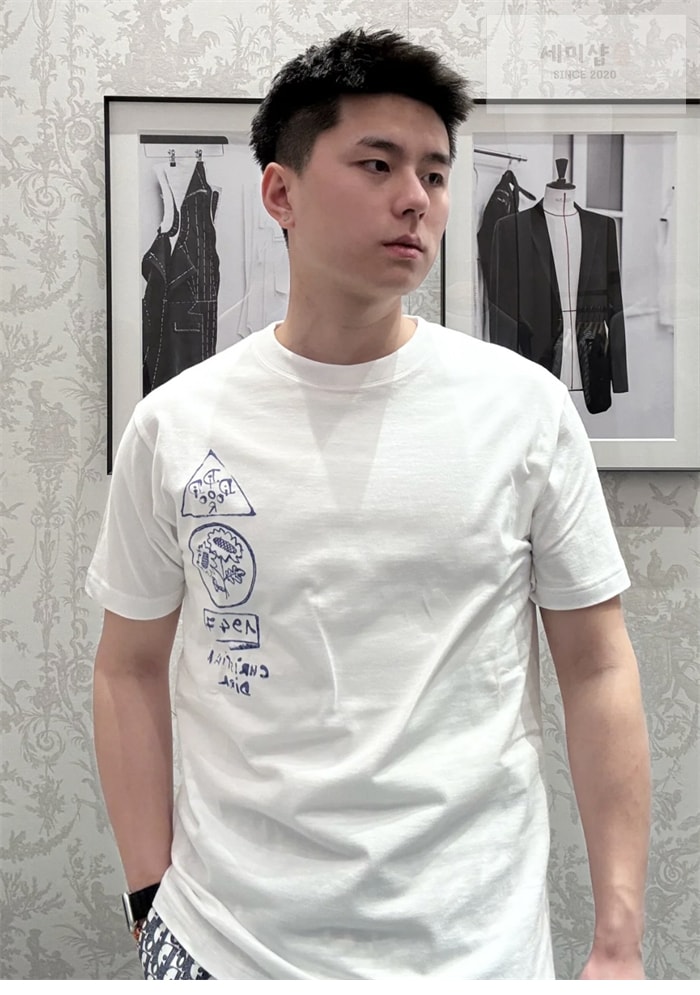 D I O R 디올 x 힐튼 넬 프린트 반팔 티셔츠 의류 3번 이미지