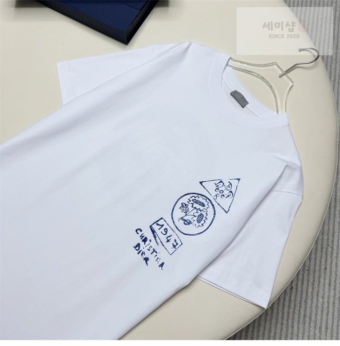 D I O R 디올 x 힐튼 넬 프린트 반팔 티셔츠 의류 5번 이미지