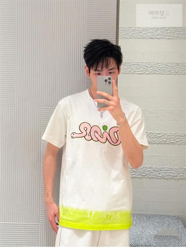 D I O R 디올 x KAWS 하우스 시그니처 스네이크 콘트라스트 티셔츠 의류 11번 이미지