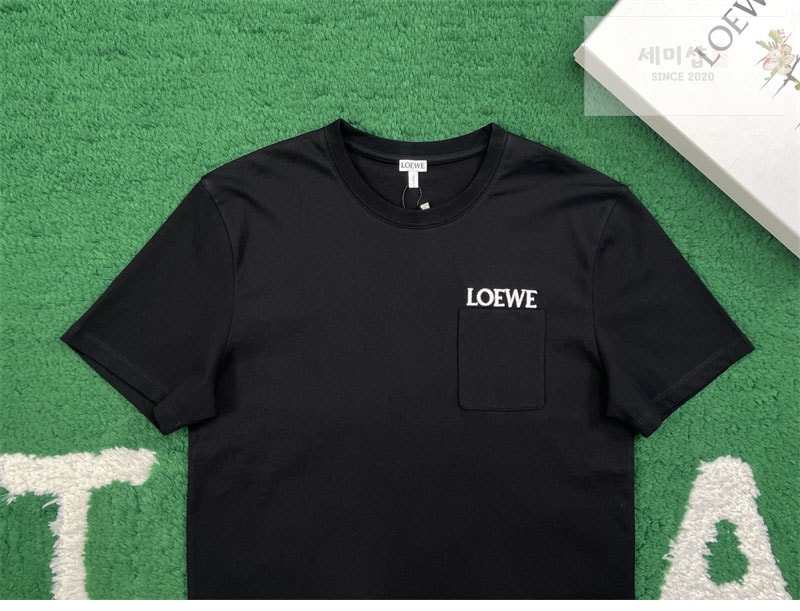 로에베 로에베 로고 자수 포켓 크루넥 반팔 티셔츠 블랙 의류 15번 이미지
