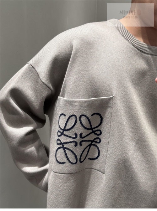 Loewe 로에베 아나그램 포켓 오버사이즈 맨투맨 3컬러 의류 24번 이미지