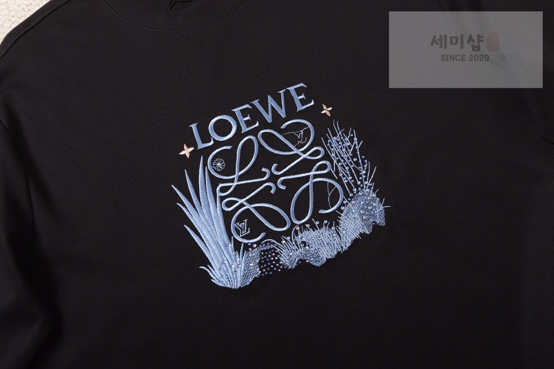 Loewe 로에베 허바리움 아나그램 티셔츠 블랙 의류 5번 이미지