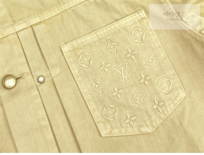 Louis Vuitton 루이비통 가먼트 다이드 데님 타입 II 트러커 재킷 사하라 선 의류 17번 이미지