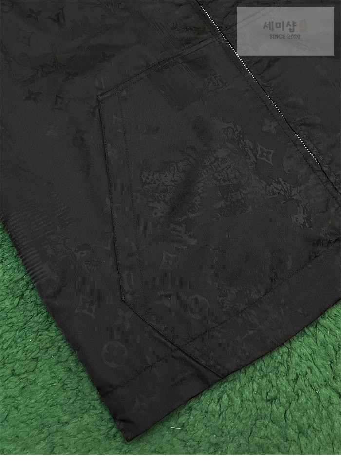 Louis Vuitton 루이비통 나일론 윈드브레이커 의류 7번 이미지