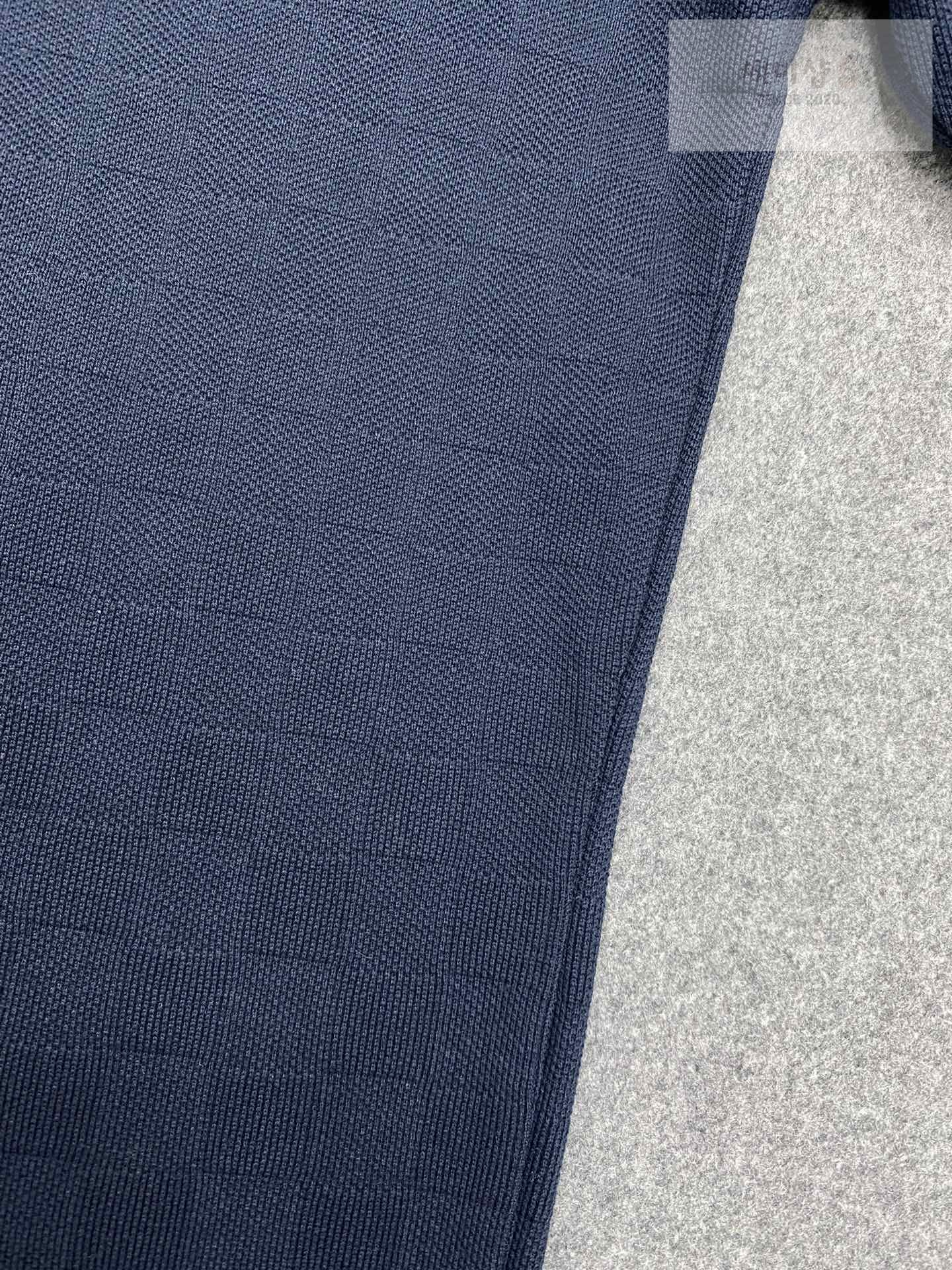 Louis Vuitton 루이비통 다미에 모노그램 피케 반팔 티셔츠 “2COLOR” 네이비 의류 8번 이미지