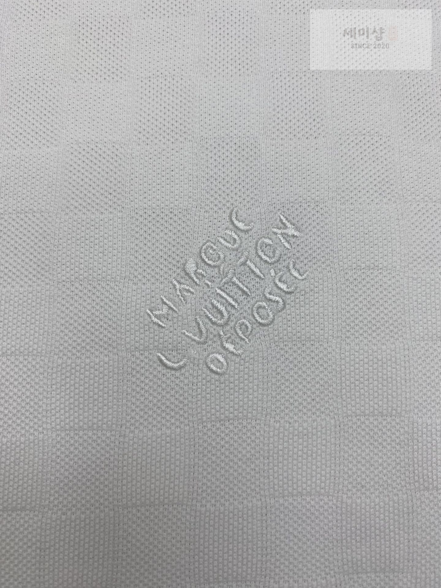 Louis Vuitton 루이비통 다미에 모노그램 피케 반팔 티셔츠 “2COLOR” 네이비 의류 15번 이미지