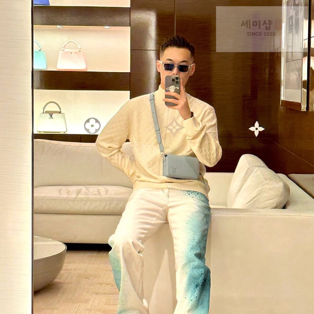 Louis Vuitton 루이비통 다미에 시그니처 프론트 집업 가디건 “2COLOR” 블랙 의류 17번 이미지