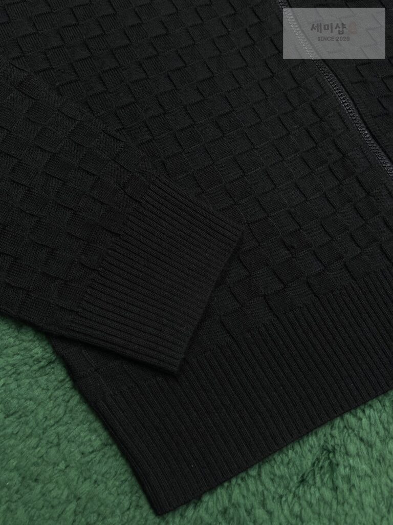 Louis Vuitton 루이비통 다미에 시그니처 프론트 집업 가디건 “2COLOR” 블랙 의류 6번 이미지