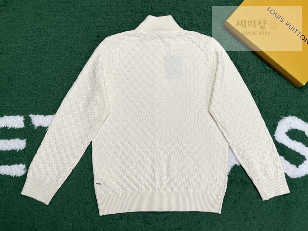 Louis Vuitton 루이비통 다미에 시그니처 프론트 집업 가디건 “2COLOR” 블랙 의류 11번 이미지