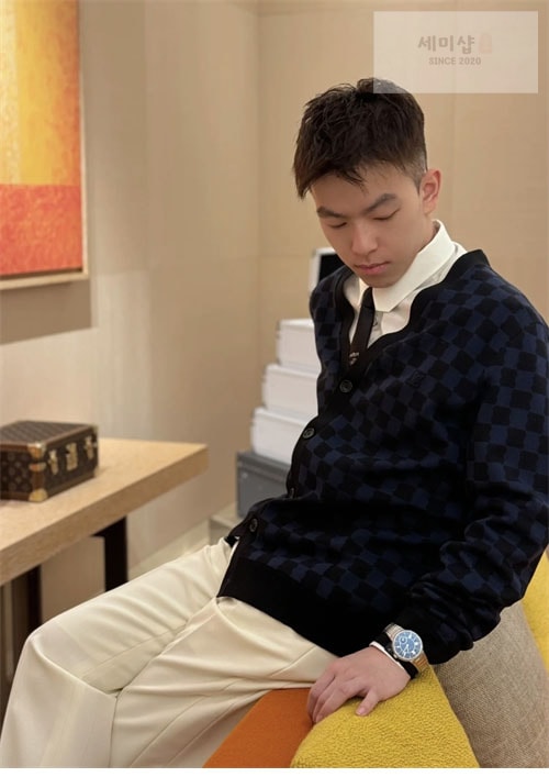 Louis Vuitton 루이비통 다미에 울 V넥 가디건 의류 1번 이미지