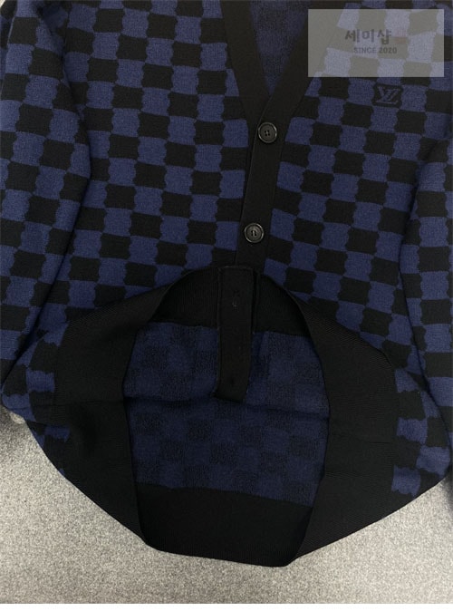 Louis Vuitton 루이비통 다미에 울 V넥 가디건 의류 17번 이미지