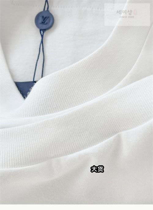 Louis Vuitton 루이비통 드래곤 숏 슬리브드 코튼 티셔츠 1AFJG1 의류 6번 이미지