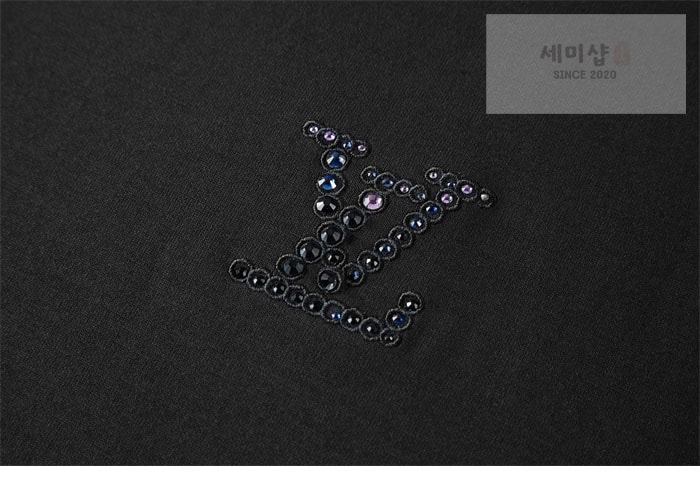 Louis Vuitton 루이비통 라인스톤 LV 저지 반팔 티셔츠 의류 6번 이미지