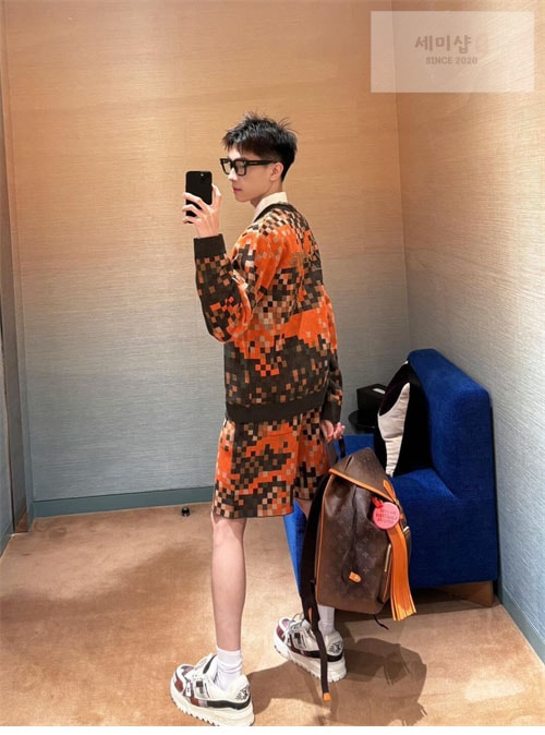 Louis Vuitton 루이비통 러버 카모 다미에 니트 스웨터 2컬러 의류 21번 이미지