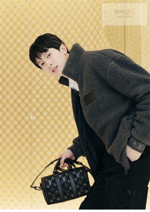 Louis Vuitton 루이비통 로고 패치 후리스 블루종 1AFBA1 의류 5번 이미지