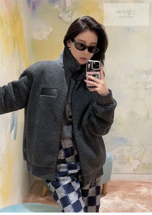 Louis Vuitton 루이비통 로고 패치 후리스 블루종 1AFBA1 의류 22번 이미지