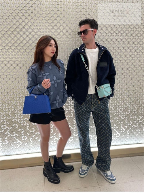 Louis Vuitton 루이비통 로고 패치 후리스 블루종 2컬러 의류 25번 이미지