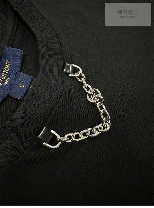 Louis Vuitton 루이비통 로고 프린트 티셔츠 1A84CP 의류 19번 이미지