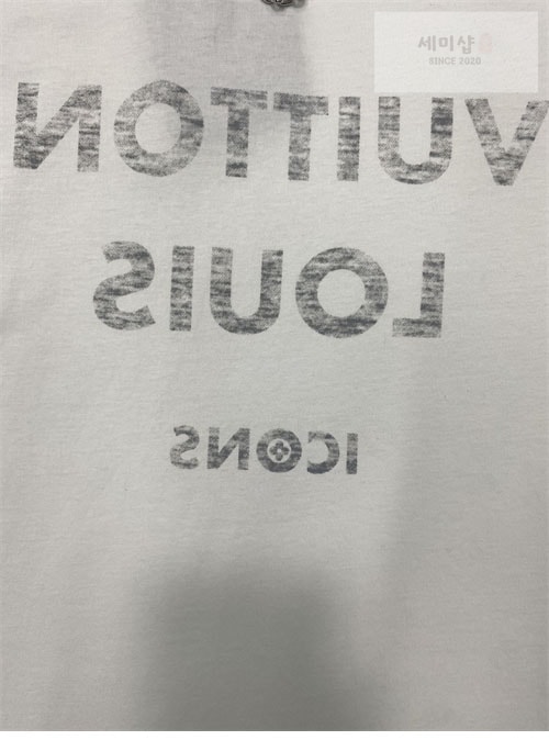 Louis Vuitton 루이비통 로고 프린트 티셔츠 1A84CP 의류 2번 이미지