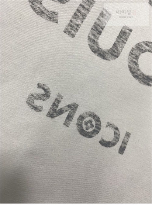 Louis Vuitton 루이비통 로고 프린트 티셔츠 1A84CP 의류 7번 이미지