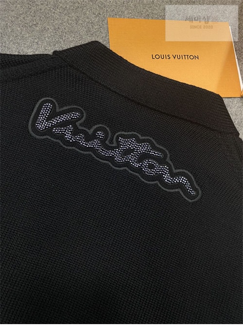 Louis Vuitton 루이비통 메리노 울 자수 가디건 1AFAON 의류 3번 이미지